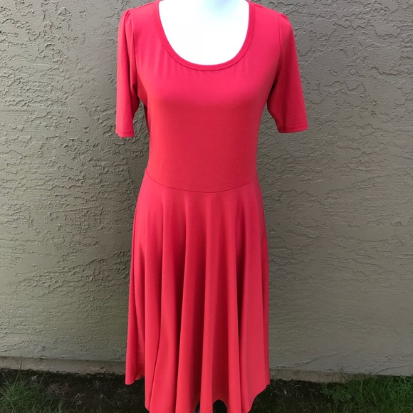 LuLaRoe Dresses & Skirts - Lularoe Nicole - Salmon Color - Size Large